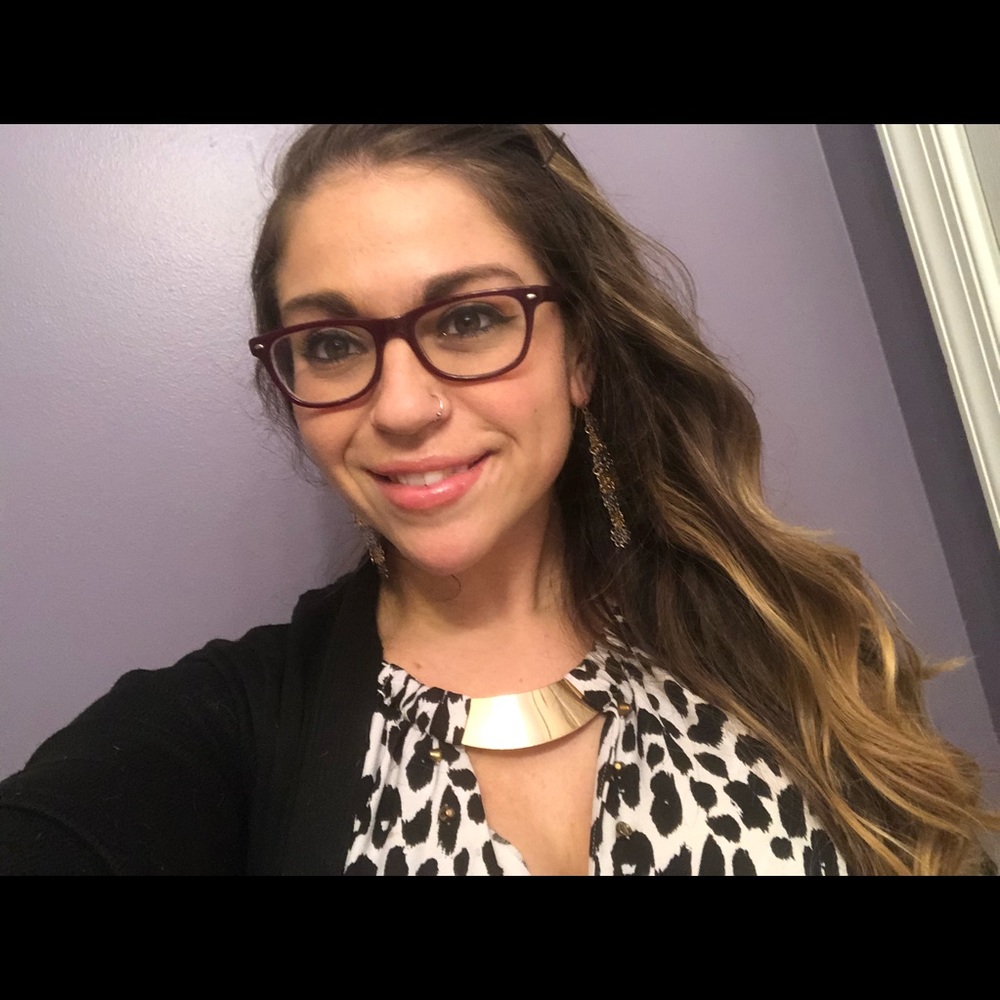Meet your Posher, Brittney